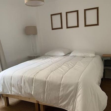 Gite La Petite Maison Guîtres Exteriér fotografie
