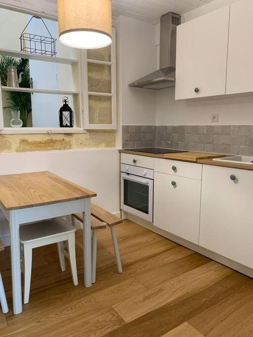 Gite La Petite Maison Guîtres Exteriér fotografie